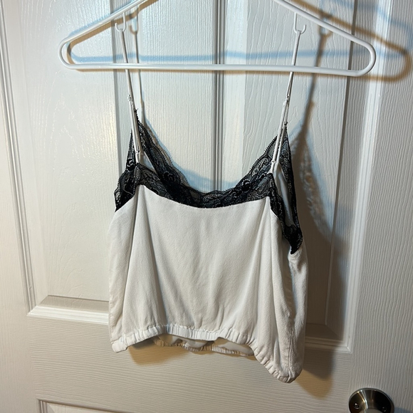 Wilfred Free White Rayon Crop Top Black Lace Trim Medium y2k style - Picture 6 of 6